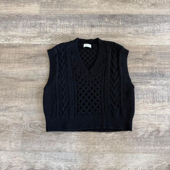 Aritzia Babaton Wool Black Sweater Vest Small - Picture 1 of 3